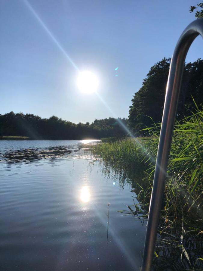 5 Sterne-Ferienhaus Eisvogel Am See Mit Sauna Und Kamin Krakow am See Zewnętrze zdjęcie